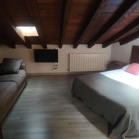 Hotel Papamoscas La Hiruela Eksteriør bilde