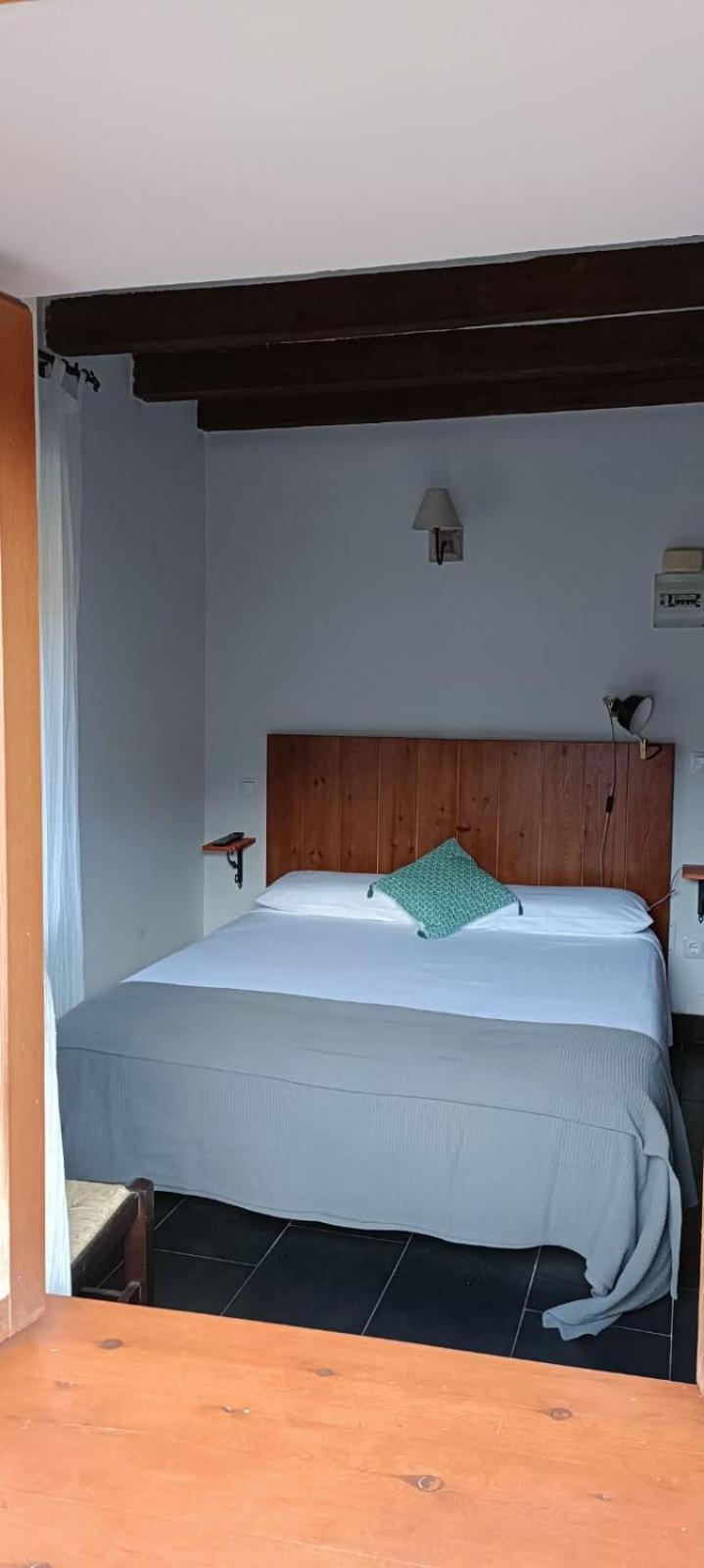 Hotel Papamoscas La Hiruela Eksteriør bilde